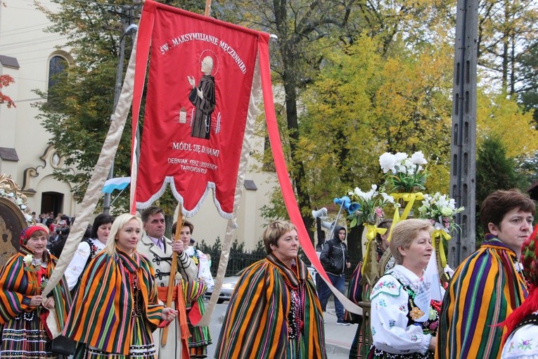 Powitanie ikony MB Częstochowskiej w Lubochni