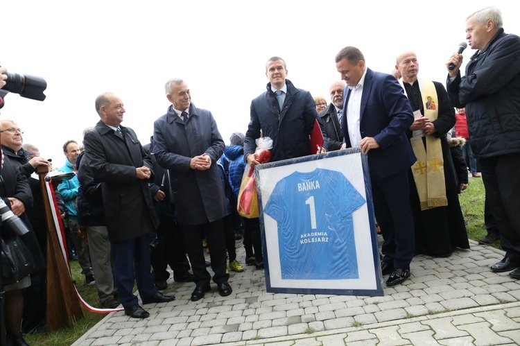 Stróże. Stadion dla niepełnosprawnych