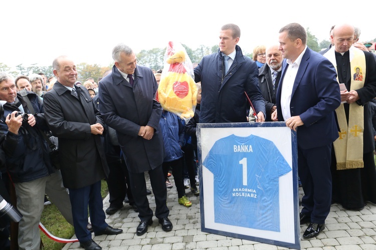 Stróże. Stadion dla niepełnosprawnych