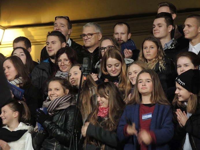 Dzień Papieski AD 2016 na Rynku w Bielsku-Białej