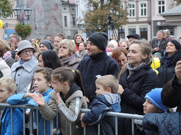 Dzień Papieski AD 2016 na Rynku w Bielsku-Białej