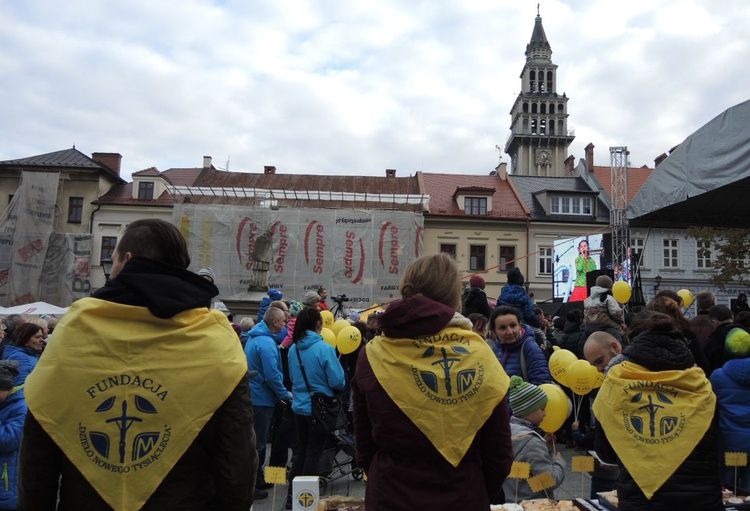 Dzień Papieski AD 2016 na Rynku w Bielsku-Białej