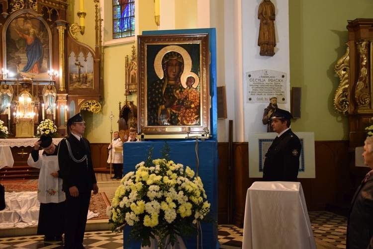 Powitanie ikony MB Częstochowskiej w Żelechlinku