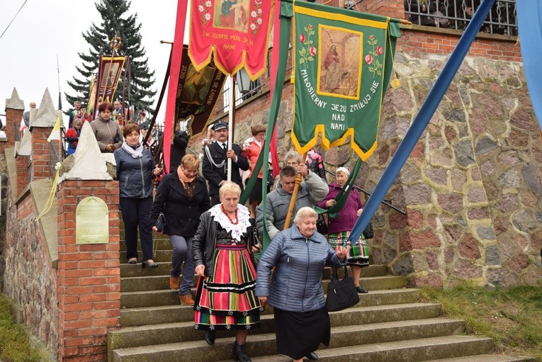 Powitanie ikony MB Częstochowskiej w Żelechlinku