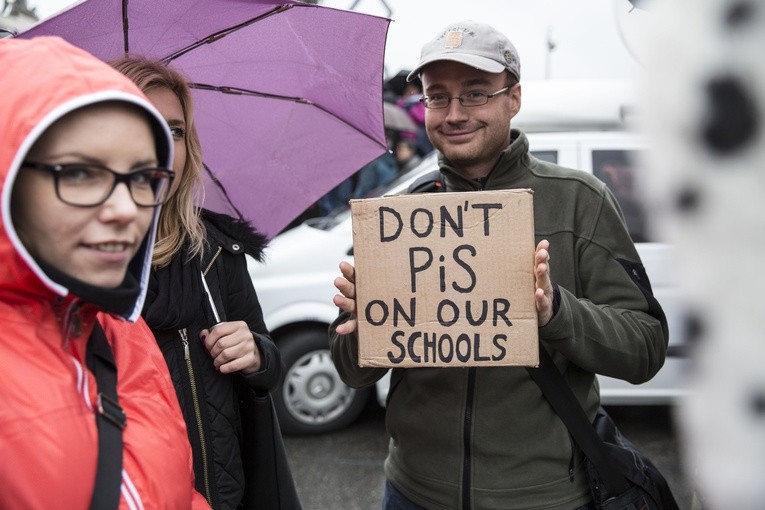 Protest przeciwko reformie edukacji