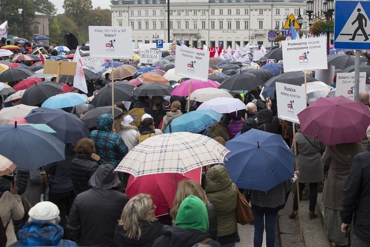 Protest przeciwko reformie edukacji