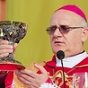 Abp Józef Górzyński ukochał nade wszystko Eucharystię jako uobecnienie ofiary krzyża.