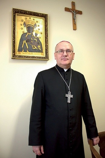 – Musimy przede wszystkim nadawać jakość w wymiarze modlitewnym – mówi abp Józef Górzyński.