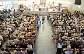 ▲	Kościół na Poczekajce przyciąga mieszkańców całego miasta z okazji różnych wydarzeń z życia Kościoła. 
