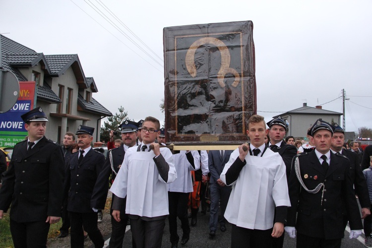 Powitanie ikony MB Częstochowskiej w Białyninie