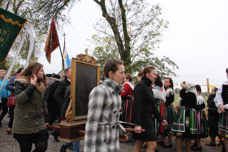 Powitanie ikony MB Częstochowskiej w Białyninie