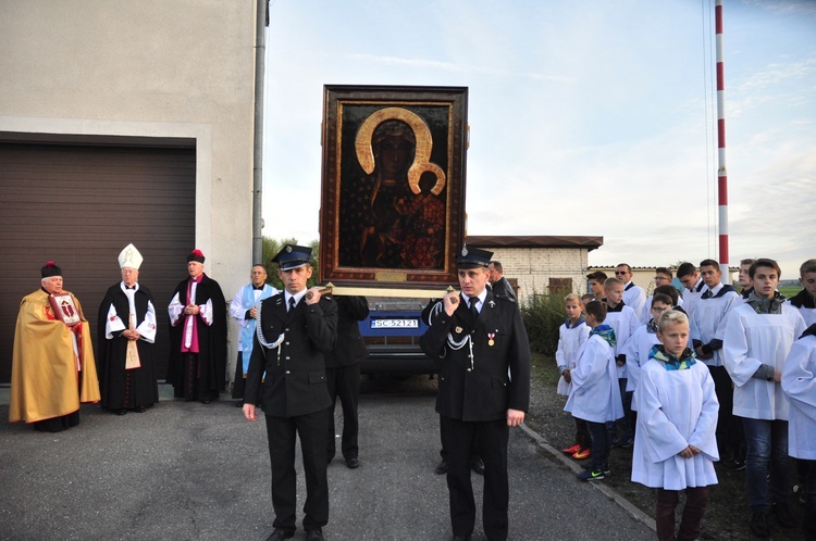 Powitanie ikony MB Częstochowskiej w Wysokienicach