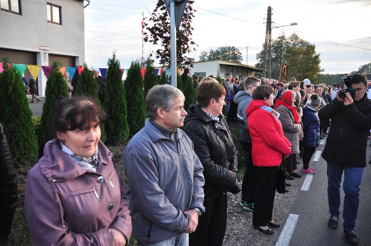 Powitanie ikony MB Częstochowskiej w Wysokienicach