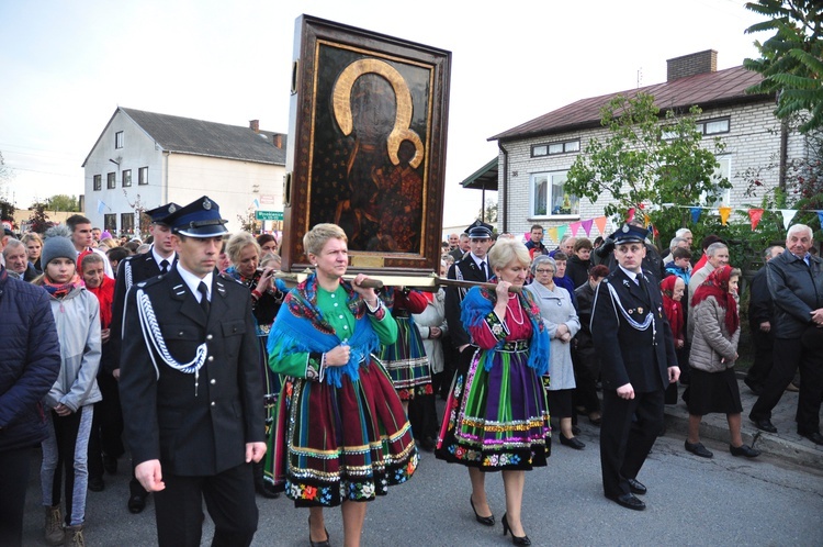 Powitanie ikony MB Częstochowskiej w Wysokienicach