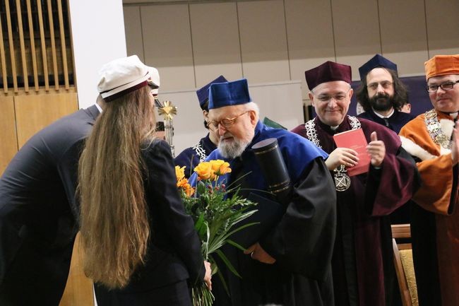 Nowy doktor honoris causa