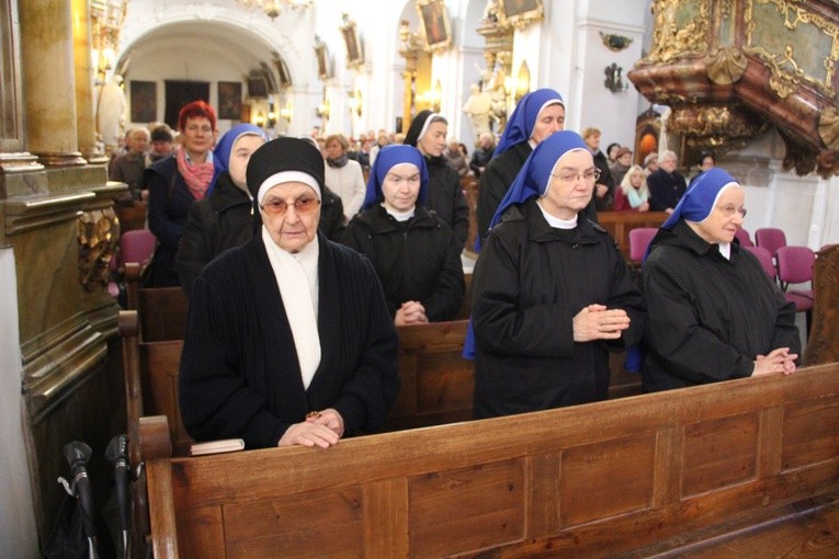 Uroczystości jadwiżańskie 2016 - pielgrzymka chorych i niepełnosprawnych