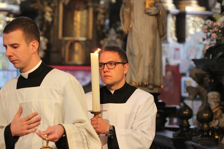 Uroczystości jadwiżańskie 2016 - pielgrzymka kapłanów, seminarzystów, osób konsekrowanych