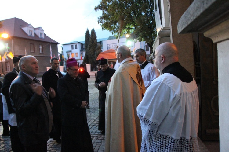 Uroczystości jadwiżańskie 2016 - pielgrzymka Trzebniczan do grobu św. Jadwigi 