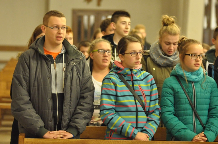 Różaniec ze świętymi w Krościenku