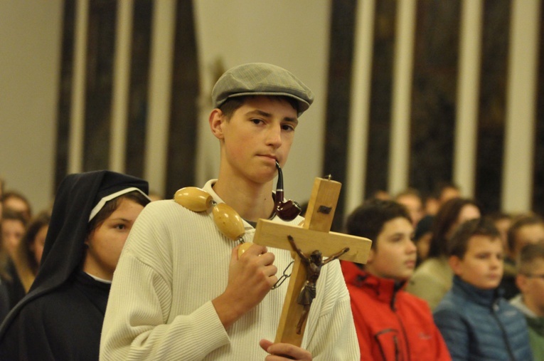 Różaniec ze świętymi w Krościenku