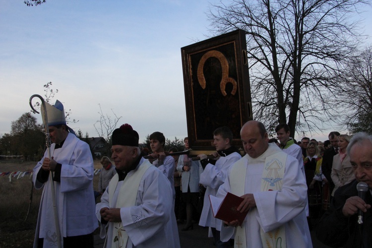 Powitanie ikony MB Częstochowskiej w Boguszycach