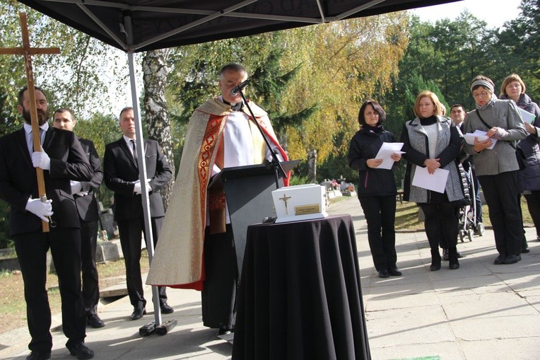 Pochówek dzieci utraconych