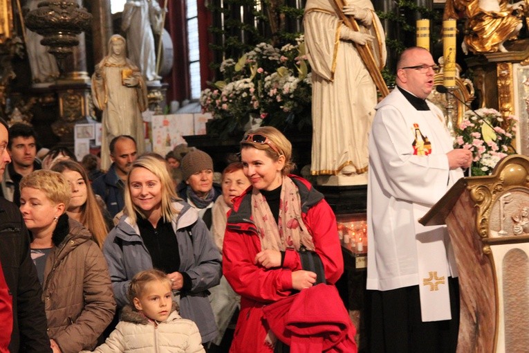 Pielgrzymka trzebnicka 11 - wejście
