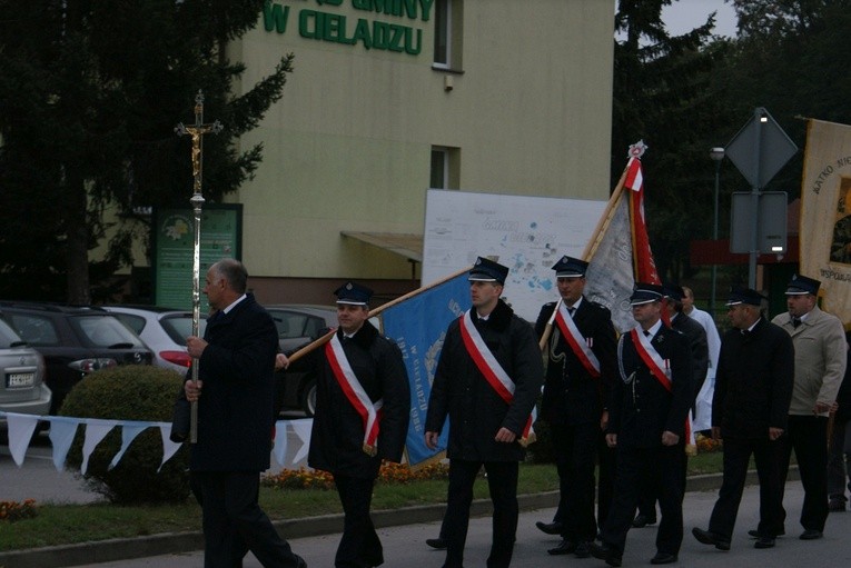 Powitanie ikony MB Częstochowskiej w Cielądzu