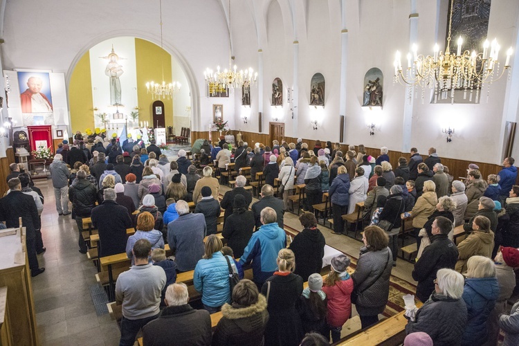 Stacje Różańcowe w parafii Baniocha