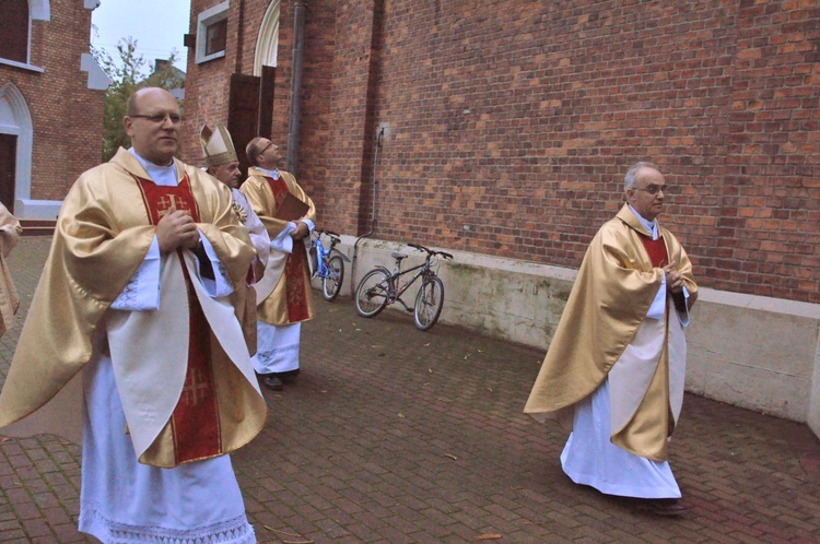 Św. Jan Paweł II w Cikowicach