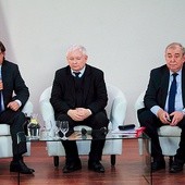 	Minister Marek Gróbarczyk oraz prezes Prawa i Sprawiedliwości Jarosław Kaczyński przyjechali do Elbląga na zaproszenie  posła Jerzego Wilka.