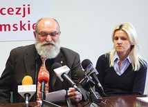 ▼	Agnieszka Wolszczak i Wojciech Dąbrowski podczas konferencji.
