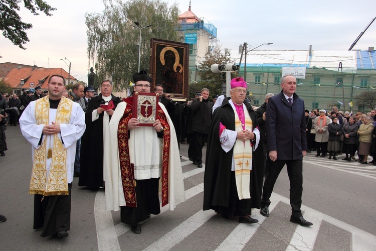 Powitanie ikony MB Częstochowskiej u oo. pasjonistów