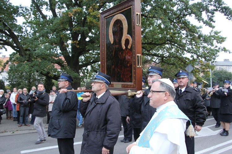 Powitanie ikony MB Częstochowskiej u oo. pasjonistów