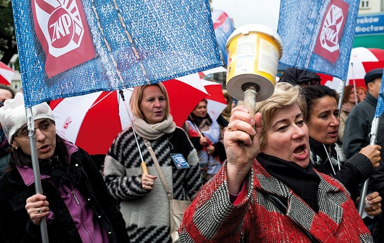 W protestach przeciw zmianom w szkole nie chodzi o struktury, wyniki nauczania ani etaty nauczycieli. Nie chodzi nawet o dobro dzieci czy wolę rodziców, ale o model wychowawczy polskiej szkoły.