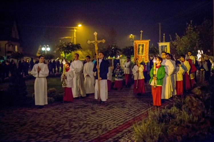 Nabożeństwo fatimskie w Woli Rzędzińskiej