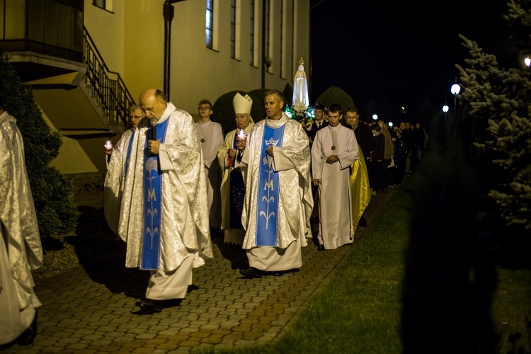 Nabożeństwo fatimskie w Woli Rzędzińskiej