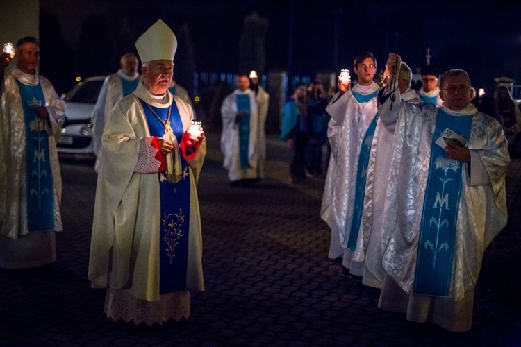 Nabożeństwo fatimskie w Woli Rzędzińskiej