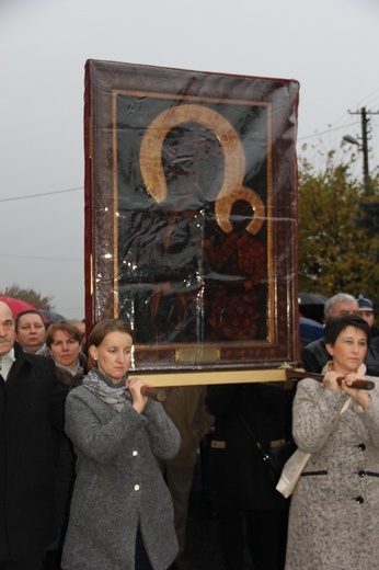 Powitanie ikony MB Częstochowskiej w Kurzeszynie