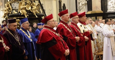 Pomagajcie odróżniać dobro od zła!