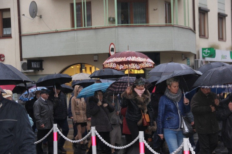 Powitanie ikony MB Częstochowskiej w parafii św. Jakuba w Skierniewicach