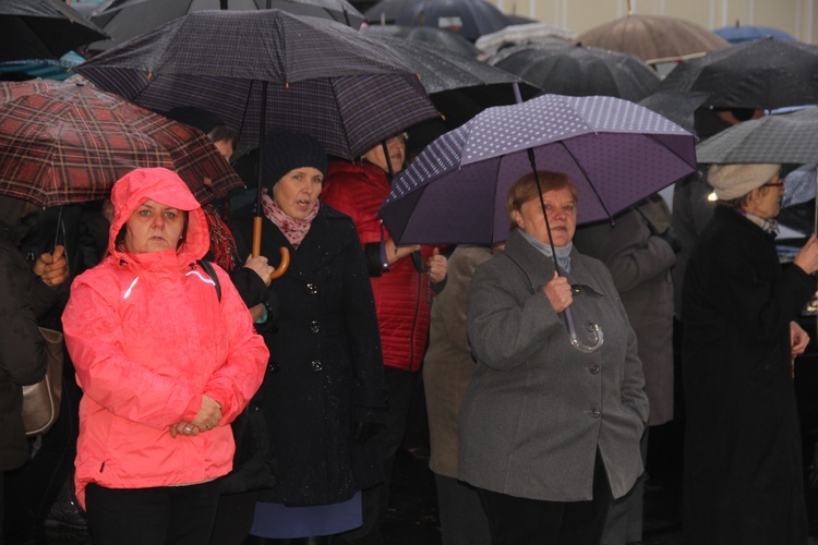 Powitanie ikony MB Częstochowskiej w parafii św. Jakuba w Skierniewicach