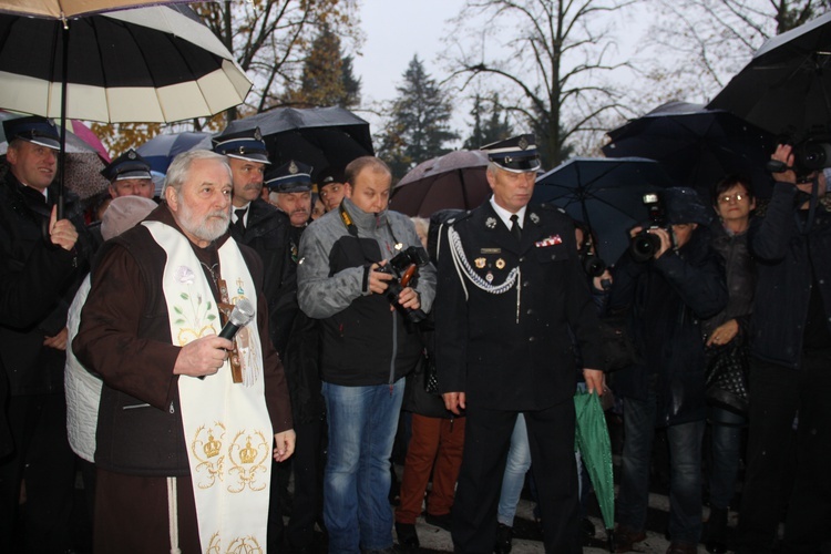 Powitanie ikony MB Częstochowskiej w parafii św. Jakuba w Skierniewicach