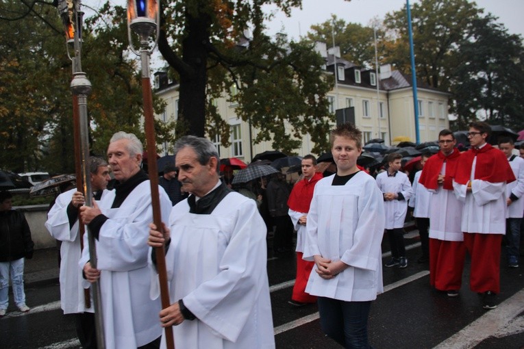 Powitanie ikony MB Częstochowskiej w parafii św. Jakuba w Skierniewicach