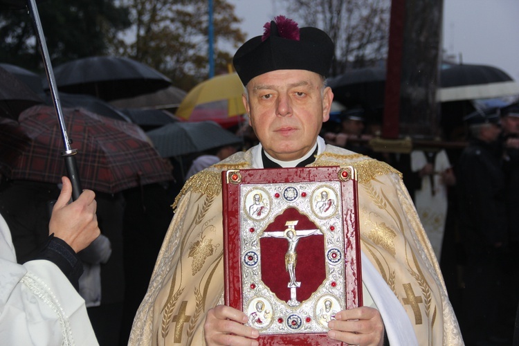 Powitanie ikony MB Częstochowskiej w parafii św. Jakuba w Skierniewicach