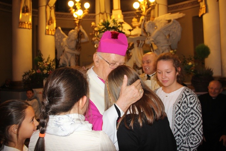 Powitanie ikony MB Częstochowskiej w parafii św. Jakuba w Skierniewicach