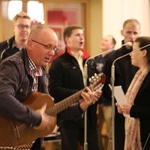 Koncert uwielbienia hymnami ŚDM w Andrychowie