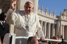 Papież Franciszek na pl. Św. Piotra
