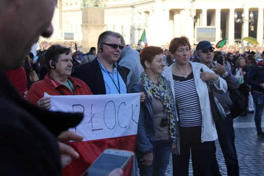 Spotkanie z papieżem na Placu św. Piotra