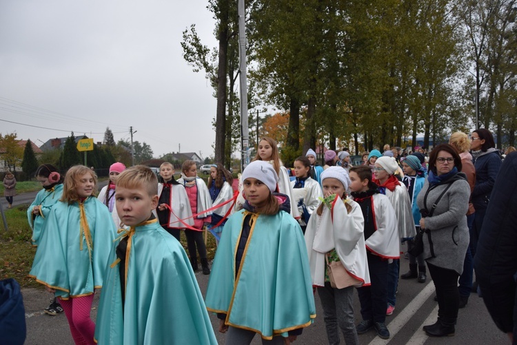 Powitanie ikony MB Częstochowskiej w Makowie